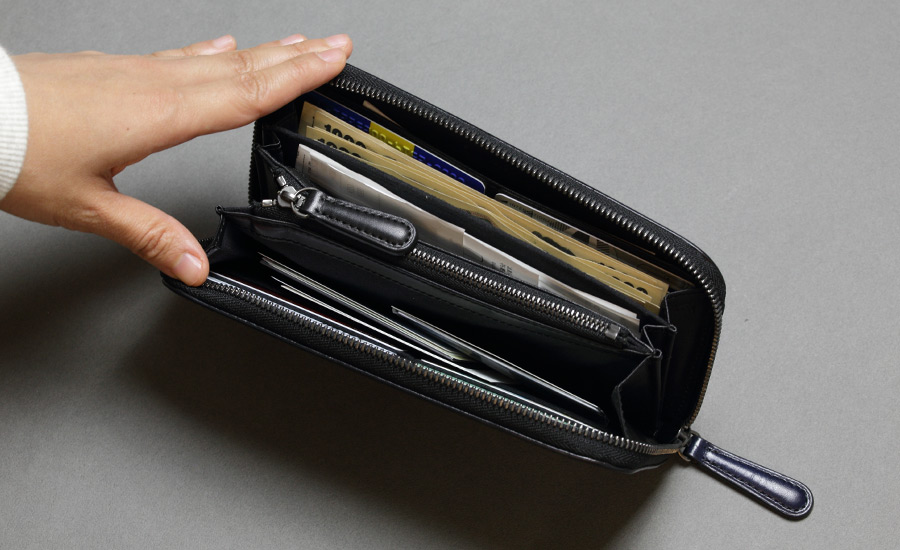 mark_ラウンド長財布02_ネイビー内装の仕様