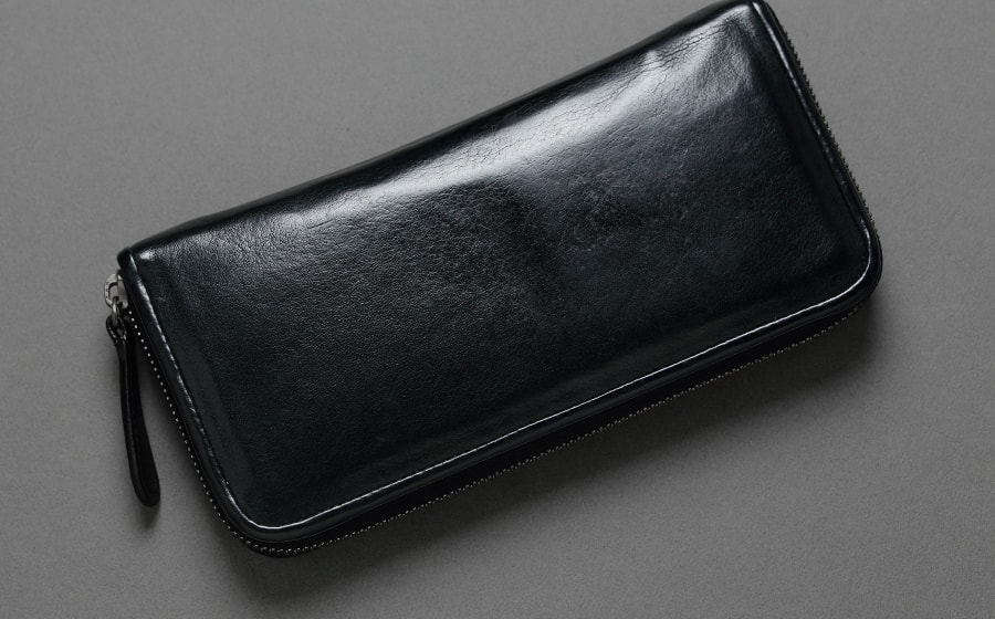 page_ラウンド長財布01_ブラック 裏面のエイジング感