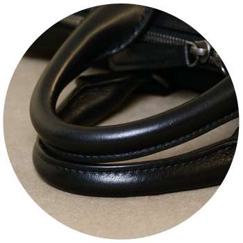 Alt81ブリーフケース３型比較／page_ブリーフケース01のハンドルの形