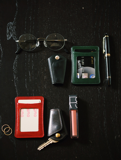 track_キーケース01とmark_パスケース02