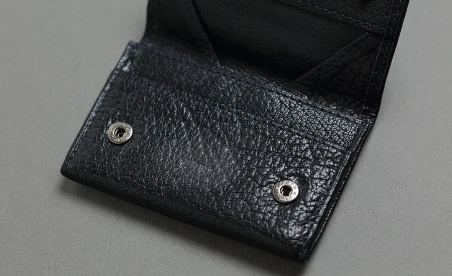 arrow_小銭入れ01_ブラック メンテナンス失敗したところ