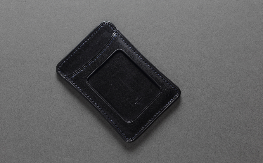 mark_パスケース01_ブラックのエイジング