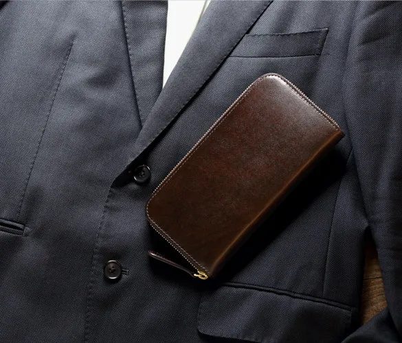 Alt81ラウンドファスナー長財布ダークブラウンのイメージ04