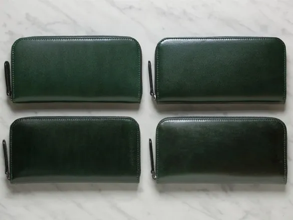 Alt81ラウンドファスナー長財布グリーンの表情の比較